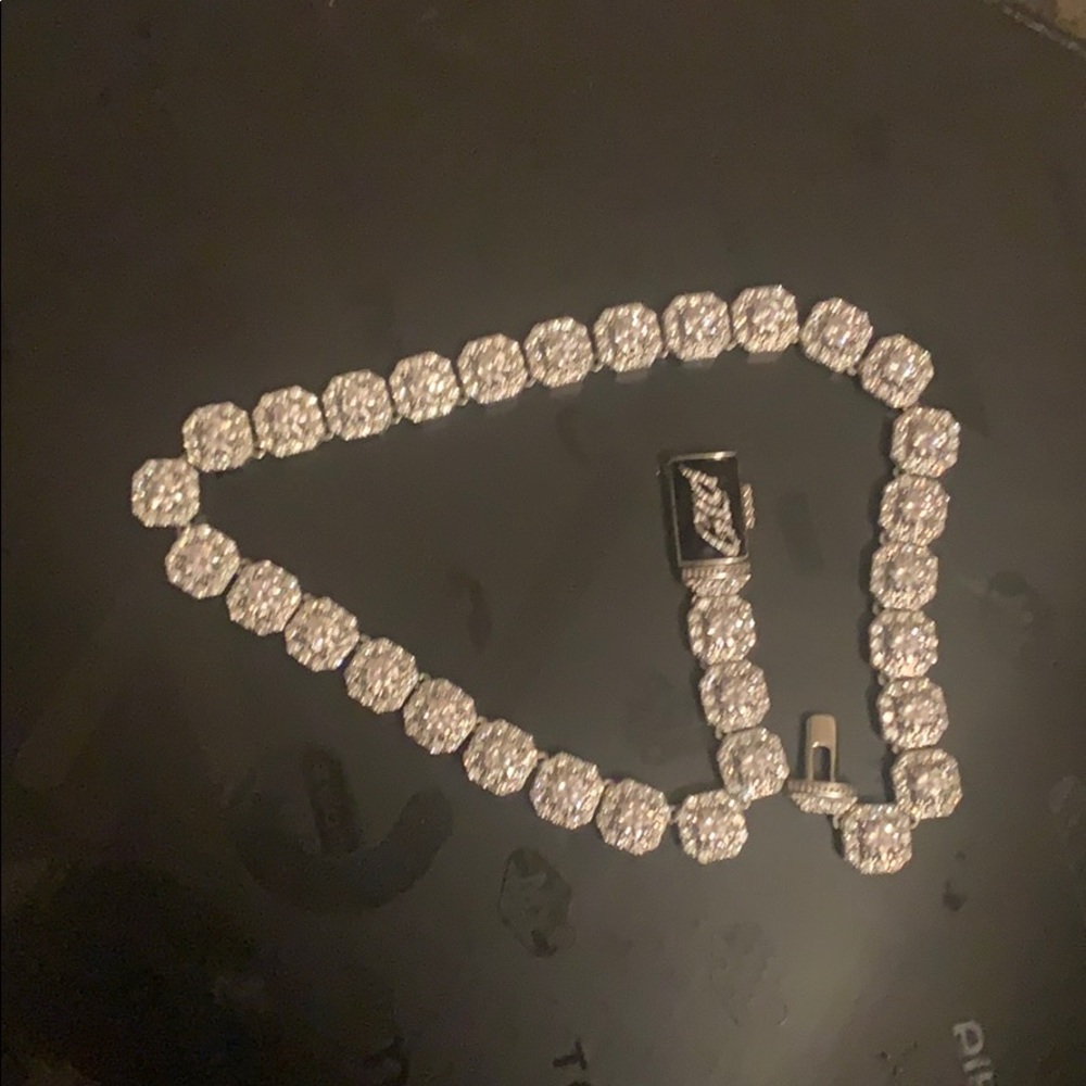 16inch baguette white gold